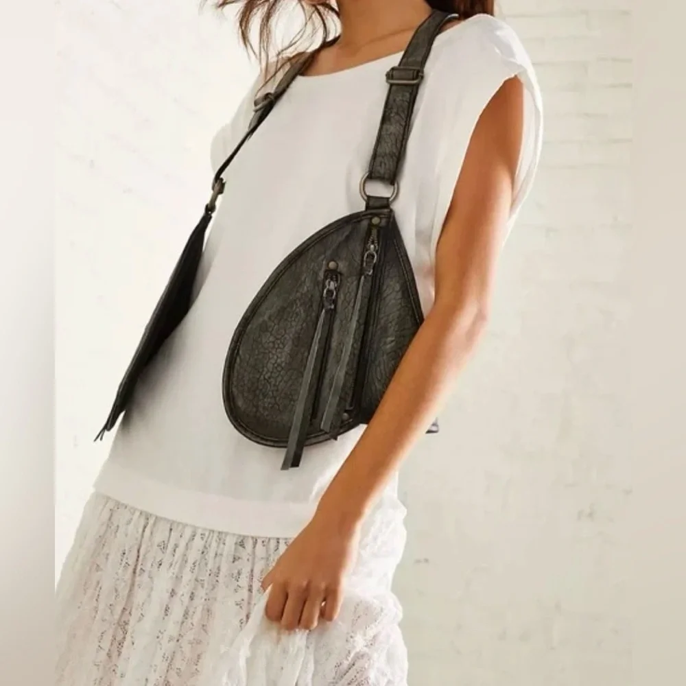 NWT $100  Free People Harness bag- adjustable straps, 4 zip-secured pockets. - Picture 2 of 9